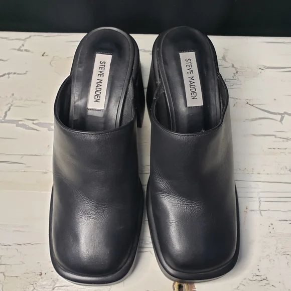 Steve Madden 'Flirtie' Clogs/ Mules in Black - Women's size 7 - Picture 3 of 14